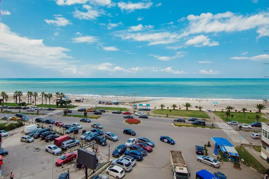 Beachfronts Cando With Balcony & Sunset Location Batumi 0*,  Georgia